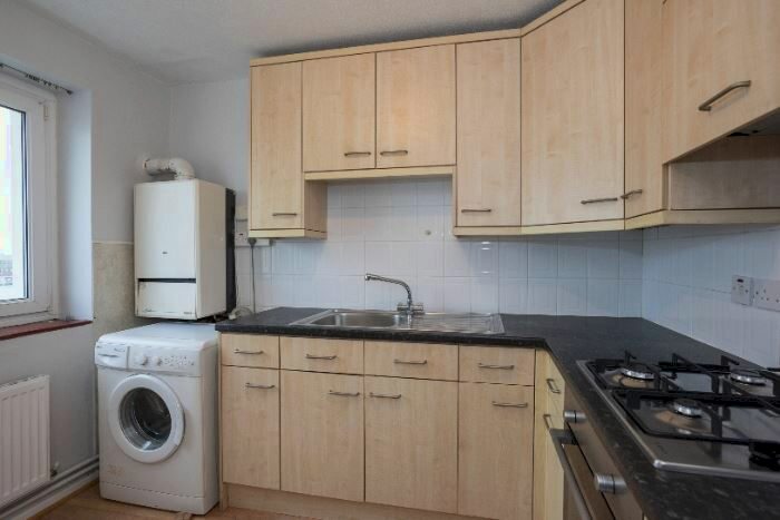 2 Bedroom Flat To Rent In Trinity Green, Gosport, PO12