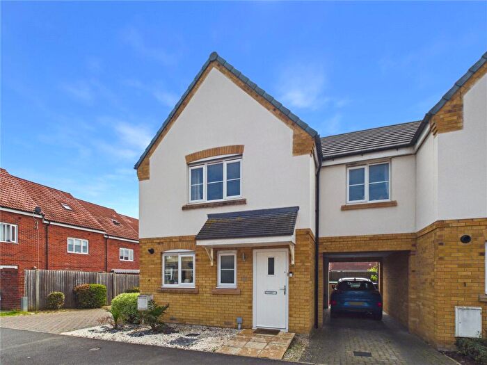 4 Bedroom Link Detached House For Sale In Radiator Road, Great Cornard, Sudbury, Suffolk, CO10
