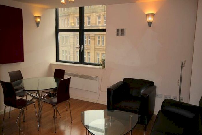 1 Bedroom Flat To Rent In Landmark House, City Centre, Bradford, BD1