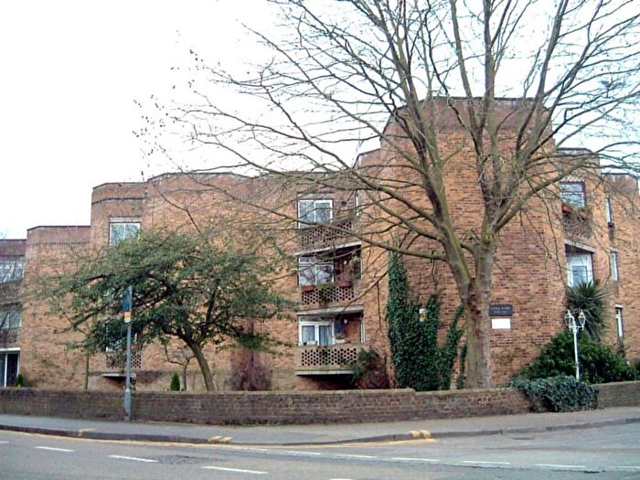 1 Bedroom Flat To Rent In Sussex Keep, Sussex Close, Slough, SL1