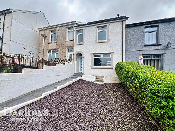 3 Bedroom Terraced House To Rent In Pleasant View, Treharris, CF46