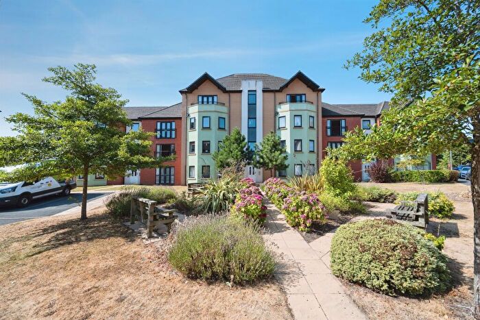 2 Bedroom Apartment For Sale In Park Moor Gardens, Dudley, DY1