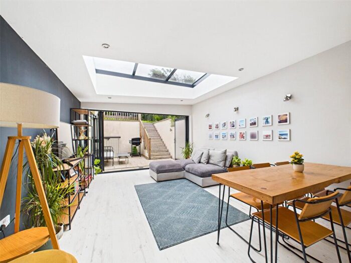 3 Bedroom Terraced House To Rent In Balcarres Street, Edinburgh, Midlothian, EH10