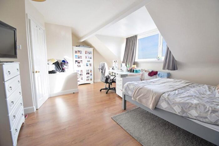 6 Bedroom Terraced House To Rent In Moorgate Avenue, Sheffield, S10