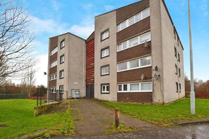 2 Bedroom Flat To Rent In Calder Grove, Sighthill, Edinburgh, EH11