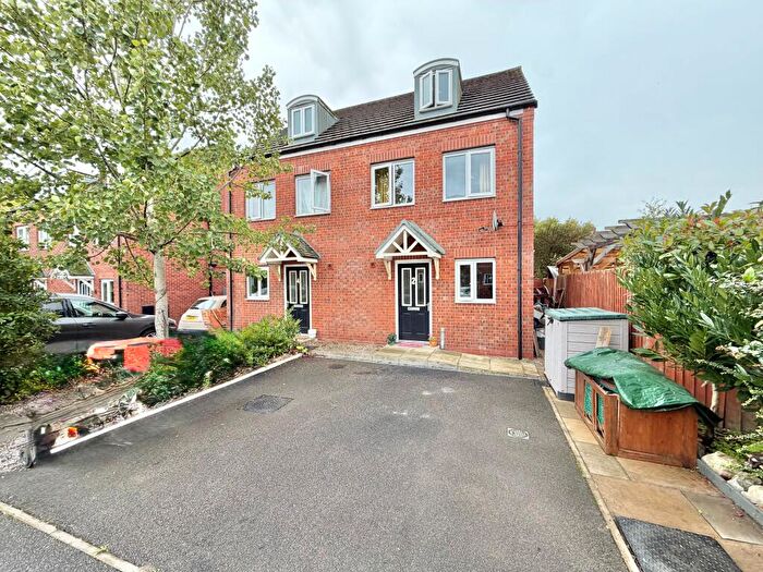 3 Bedroom Semi-Detached House For Sale In Homerton Close, Ellesmere Port, CH65