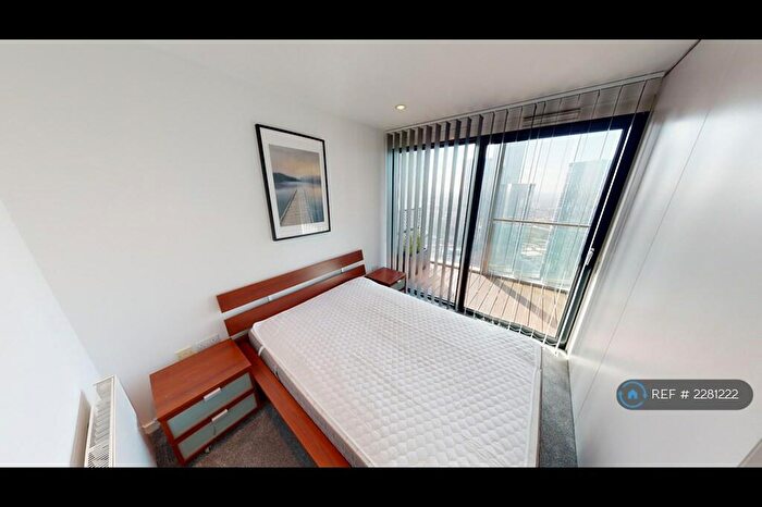 2 Bedroom Flat To Rent In Beetham Tower, Manchester, M3