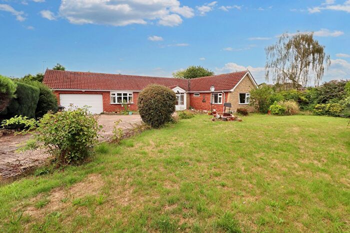 3 Bedroom Detached Bungalow For Sale In Ripley Drive, North Hykeham, LN6