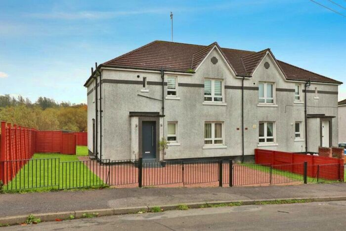 3 Bedroom Flat To Rent In Greenside Street, Glasgow, G33