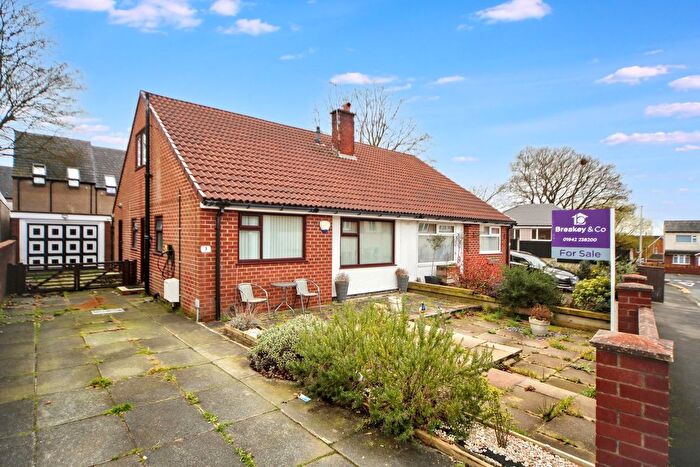 2 Bedroom Semi-Detached House For Sale In Balcarres Avenue, Wigan, WN1