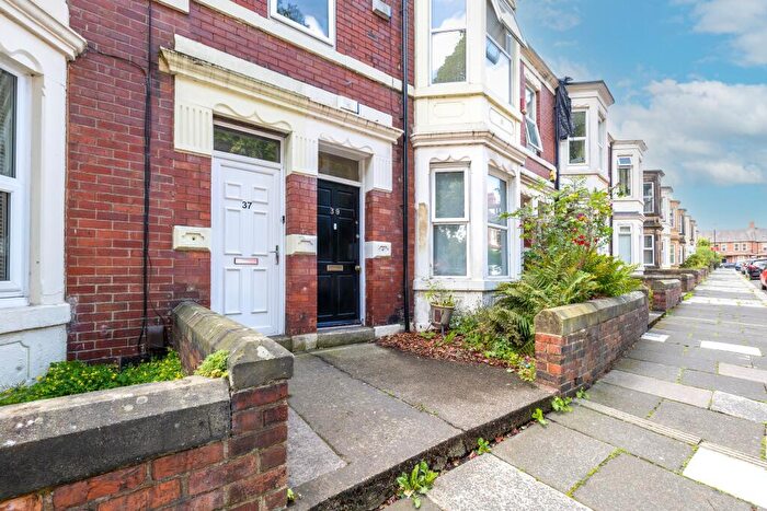 6 Bedroom Maisonette To Rent In Buston Terrace, Jesmond, NE2