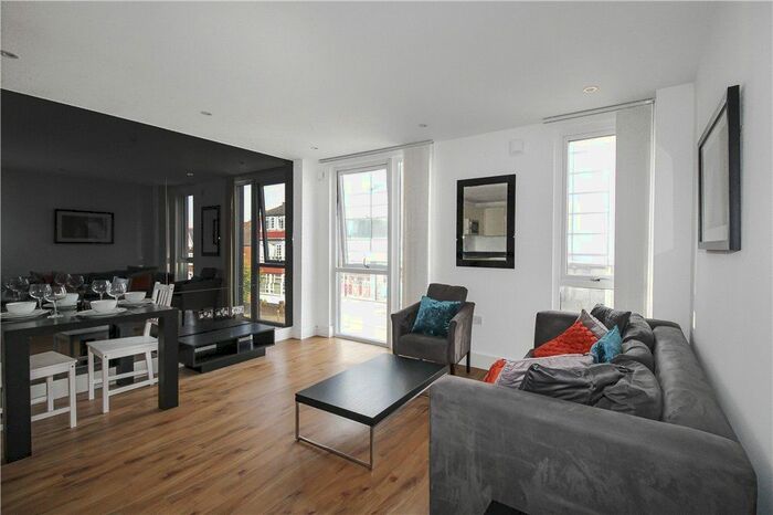 1 Bedroom Flat To Rent In Arthur Road, London, SW19