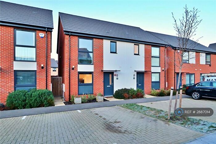3 Bedroom Semi-Detached House To Rent In Victoria Drive, Glebe Farm, Milton Keynes, MK17