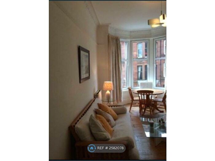 2 Bedroom Flat To Rent In Caird Drive, Glasgow, G11