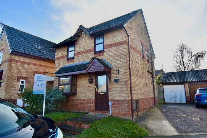 3 Bedroom Detached House To Rent In Beaune Close, Duston, Northampton, NN5