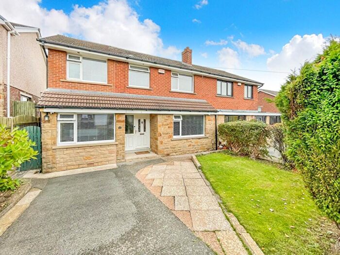 5 Bedroom Semi-Detached House For Sale In Briarlyn Avenue, Lindley, Huddersfield, West Yorkshire, HD3