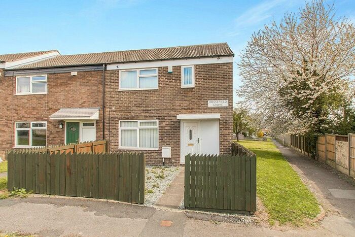 3 Bedroom End Of Terrace House To Rent In Rossefield Grove, Leeds, West Yorkshire LS13