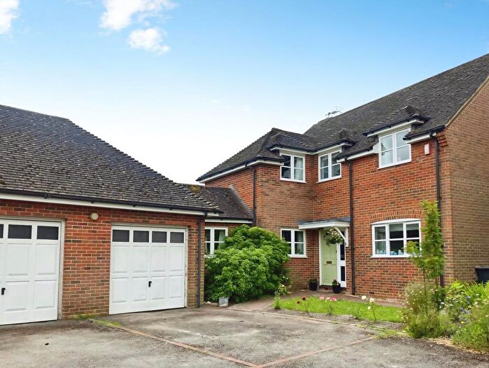4 Bedroom Detached House For Sale In Winterbourne Earls, Salisbury, SP4