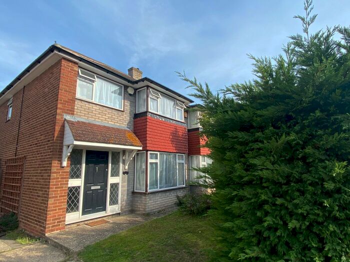 3 Bedroom Semi-Detached House To Rent In Britannia Drive, Gravesend, DA12