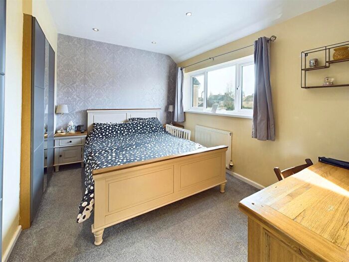 3 Bedroom End Of Terrace House For Sale In Sandyleaze, Longlevens, Gloucester, GL2
