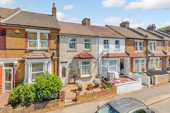 3 Bedroom Terraced House For Sale In Alford Road, Erith, Kent, DA8