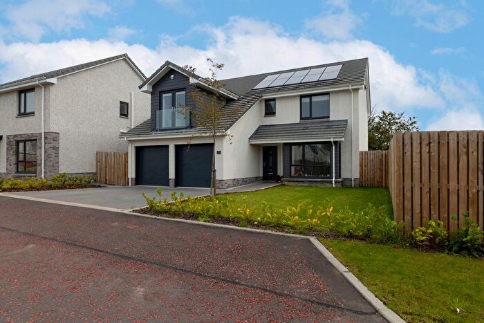 5 Bedroom Detached House To Rent In Lismore Avenue, Crieff, PH7