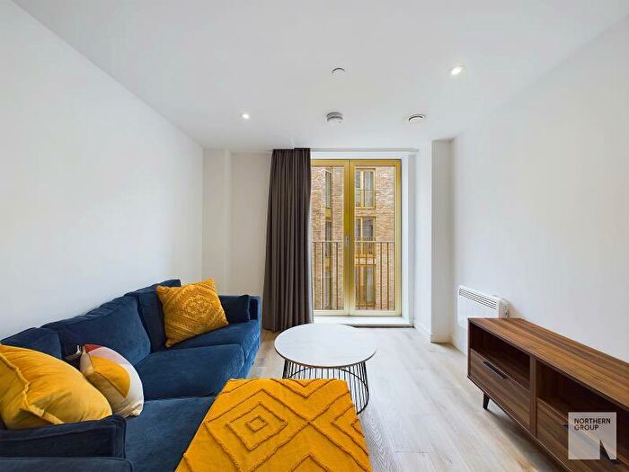 1 Bedroom Apartment To Rent In Flat :: The Quarters, M1