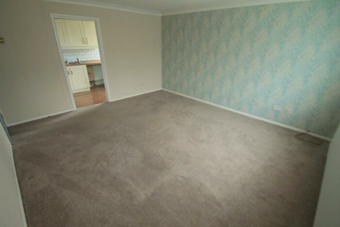 1 Bedroom Apartment To Rent In Tythe Road, Luton, LU4