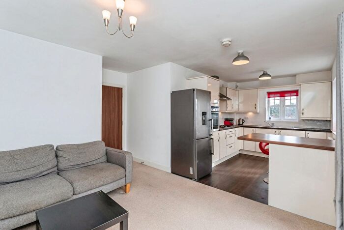 2 Bedroom Flat For Sale In Mottershead Court, Chester, Cheshire, CH2