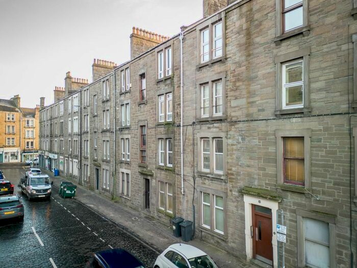 2 Bedroom Flat To Rent In Balmore Street, Dundee, DD4