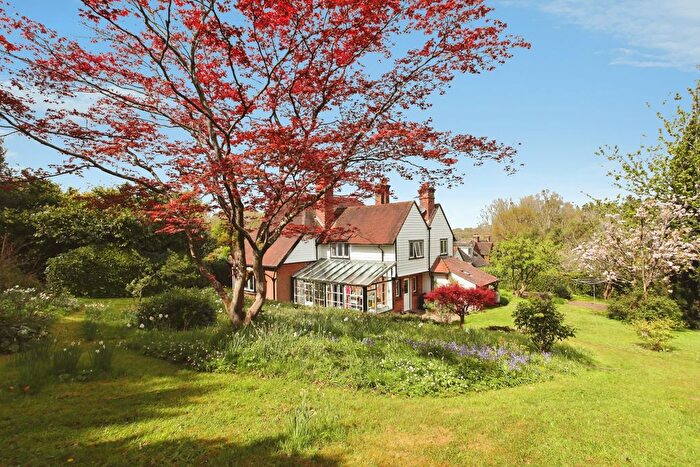 4 Bedroom Detached House For Sale In Hawkhurst Road, Cranbrook, Kent, TN17