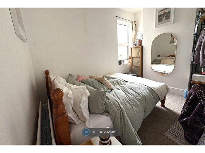 6 Bedroom Semi Detached House To Rent In Brentry Road, Bristol, BS16