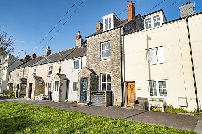 3 Bedroom Terraced House For Sale In Wakeham, Portland, DT5