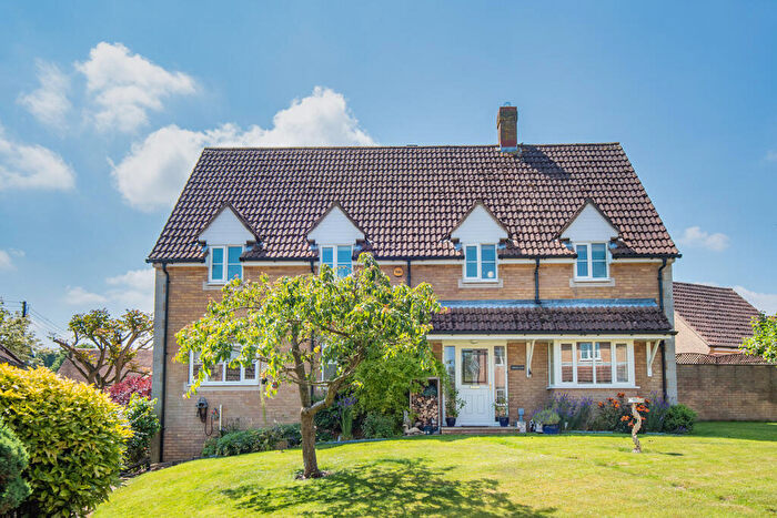 4 Bedroom Detached House For Sale In Bertie Close, Swinstead, Grantham, NG33