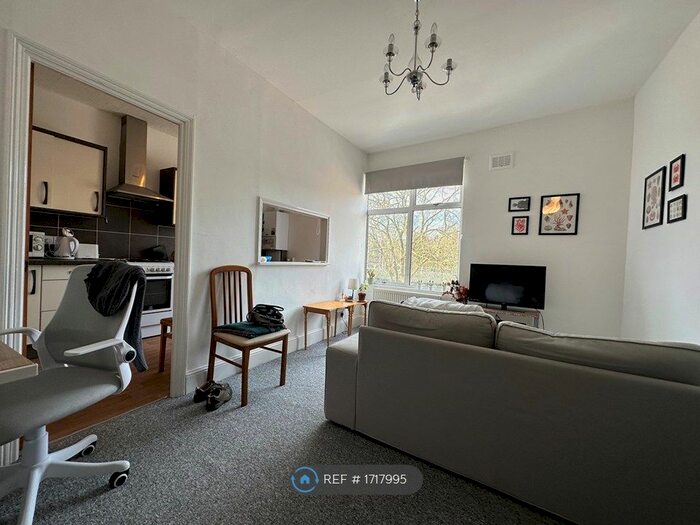 2 Bedroom Flat To Rent In Wightman Road, London, N4