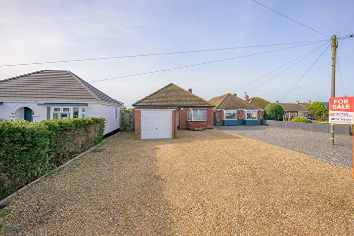 2 Bedroom Detached Bungalow For Sale In West End Road, Wyberton, PE21
