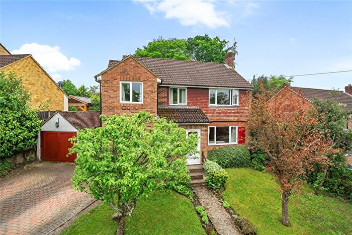 4 Bedroom Detached House For Sale In Gorsewood Road, Woking, Surrey, GU21