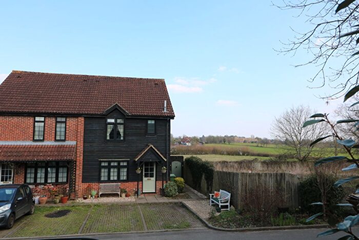 1 Bedroom End Terrace House For Sale In Barleymow Court, Betchworth, RH3