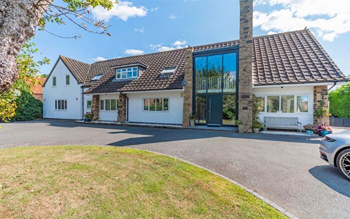 5 Bedroom Detached House For Sale In Pinfold Lane, Bottesford, NG13