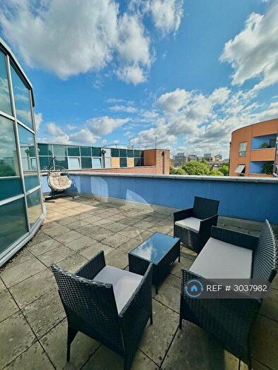 1 Bedroom Flat To Rent In Cable St, London, E1W