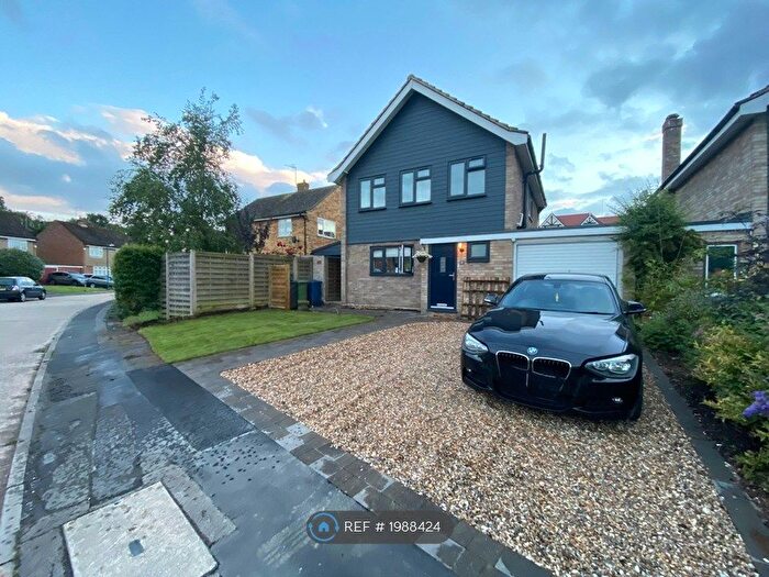 3 Bedroom Detached House To Rent In Southbourne Drive, Bourne End, SL8