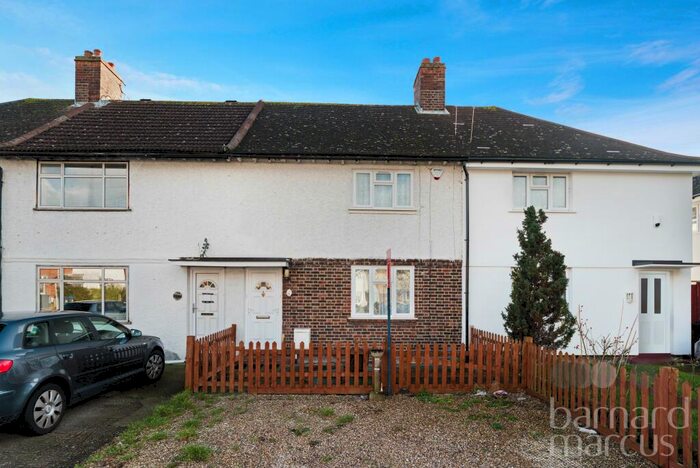 3 Bedroom House To Rent In Midleton Road, New Malden, KT3