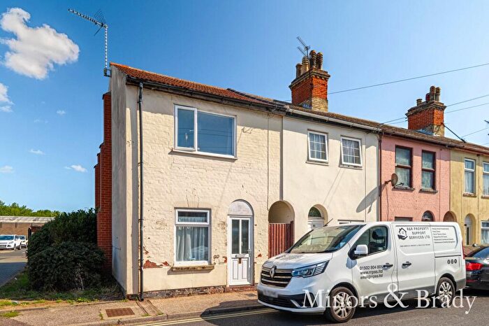 2 Bedroom Terraced House To Rent In Clifton Road, Lowestoft, NR33