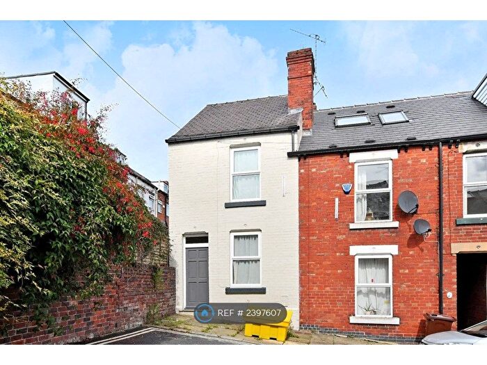 4 Bedroom Terraced House To Rent In Rosa Road, Sheffield, S10