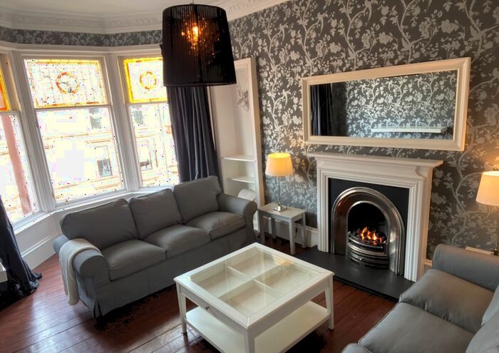 1 Bedroom Flat To Rent In Waverley Gardens, Glasgow, G41