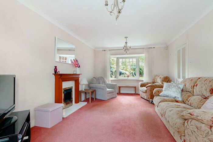 4 Bedroom Detached House For Sale In Nursery Field, Buxted, TN22