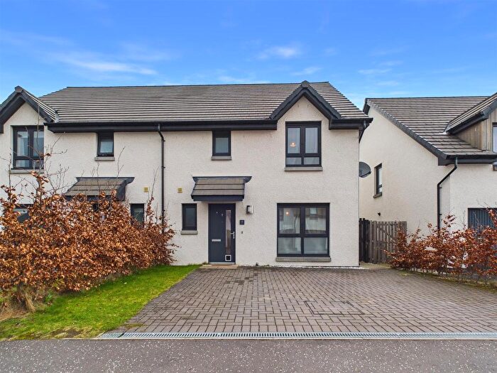 3 Bedroom Semi Detached House For Sale In Lornty Place, Rattray, Blairgowrie, PH10