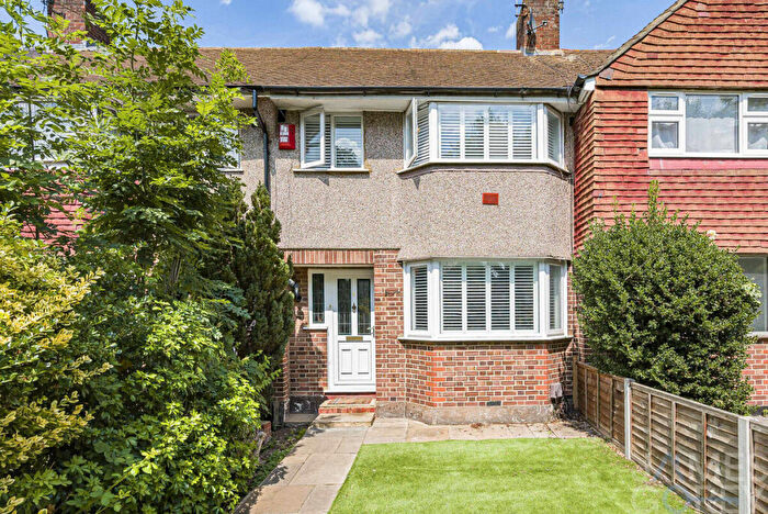 3 Bedroom Terraced House For Sale In Berwick Crescent, Sidcup, DA15