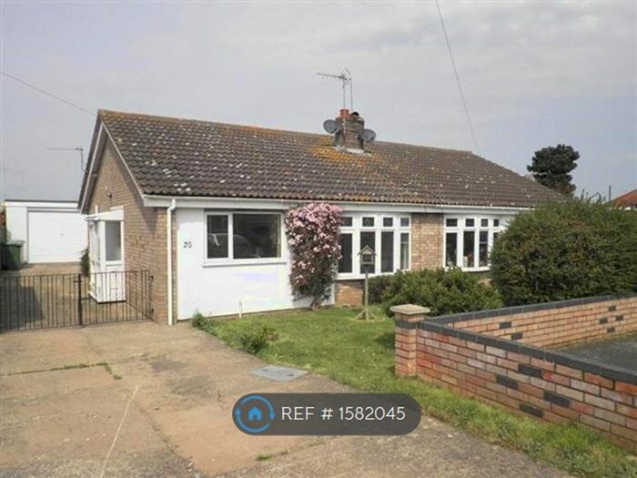 2 Bedroom Bungalow To Rent In Fishley View, Acle, Norwich, NR13