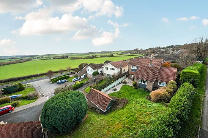 4 Bedroom Detached House For Sale In Spa Close, Highworth, Swindon, SN6